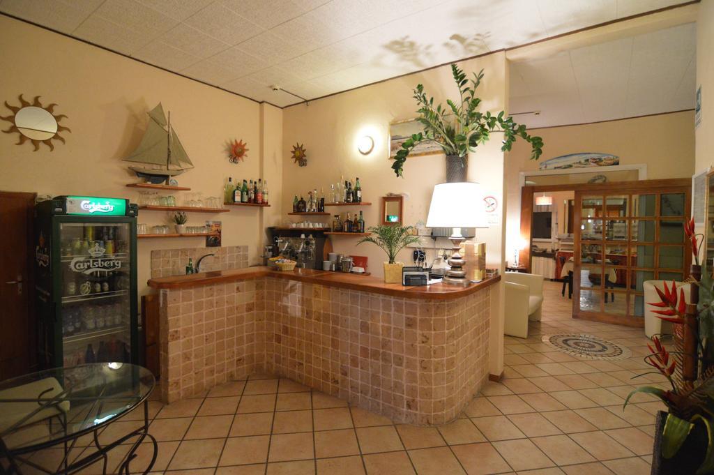 Hotel Vistamare Viserba Rimini Exteriör bild